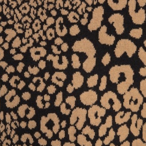 Michael Kors scarf - Picture 2 of 4